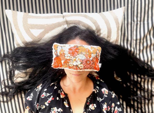 Deep Rest Eye Pillow | Stars.