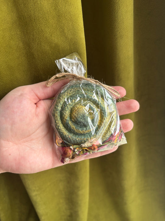 Grimoire Snake Bath Bomb