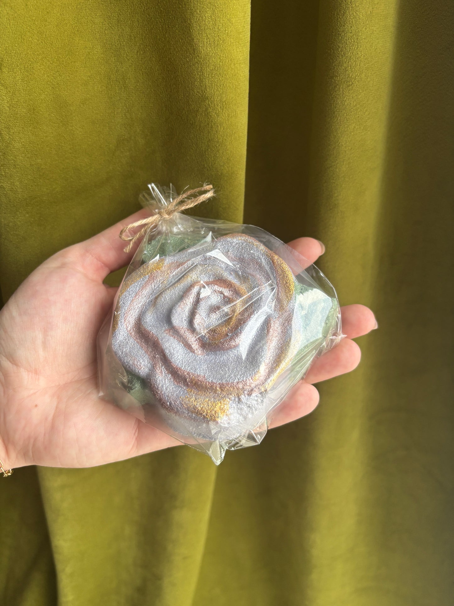 Ritual Rose Bath Bomb.