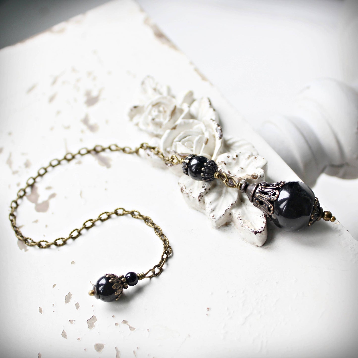 Black Agate & Onyx Pendulum.