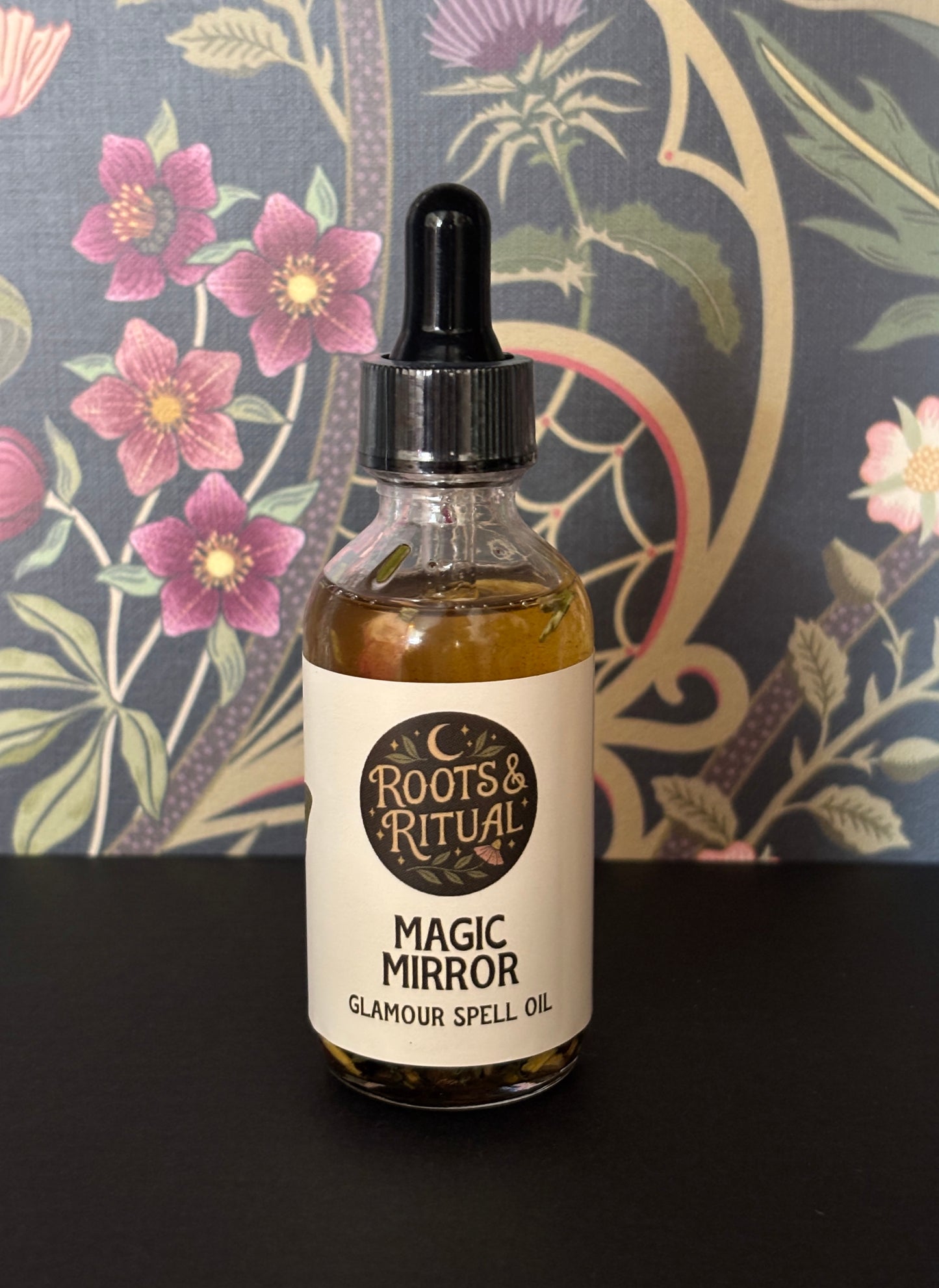 Magic Mirror - Glamour Spell Oil.